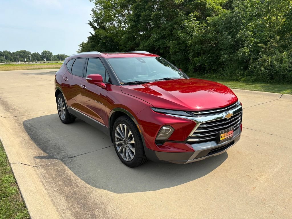Used 2023 Chevrolet Blazer Premier w/ Driver Confidence II Package AWD/4WD image 11