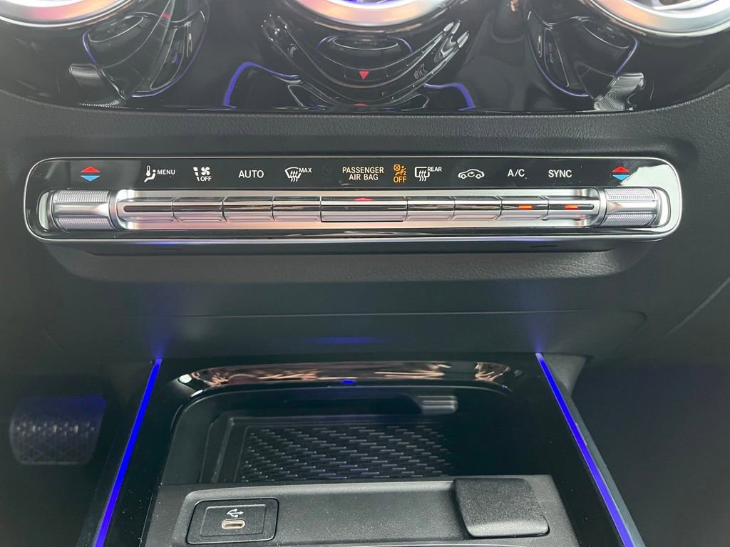 Used 2025 Mercedes-Benz GLA 250 4MATIC image 38