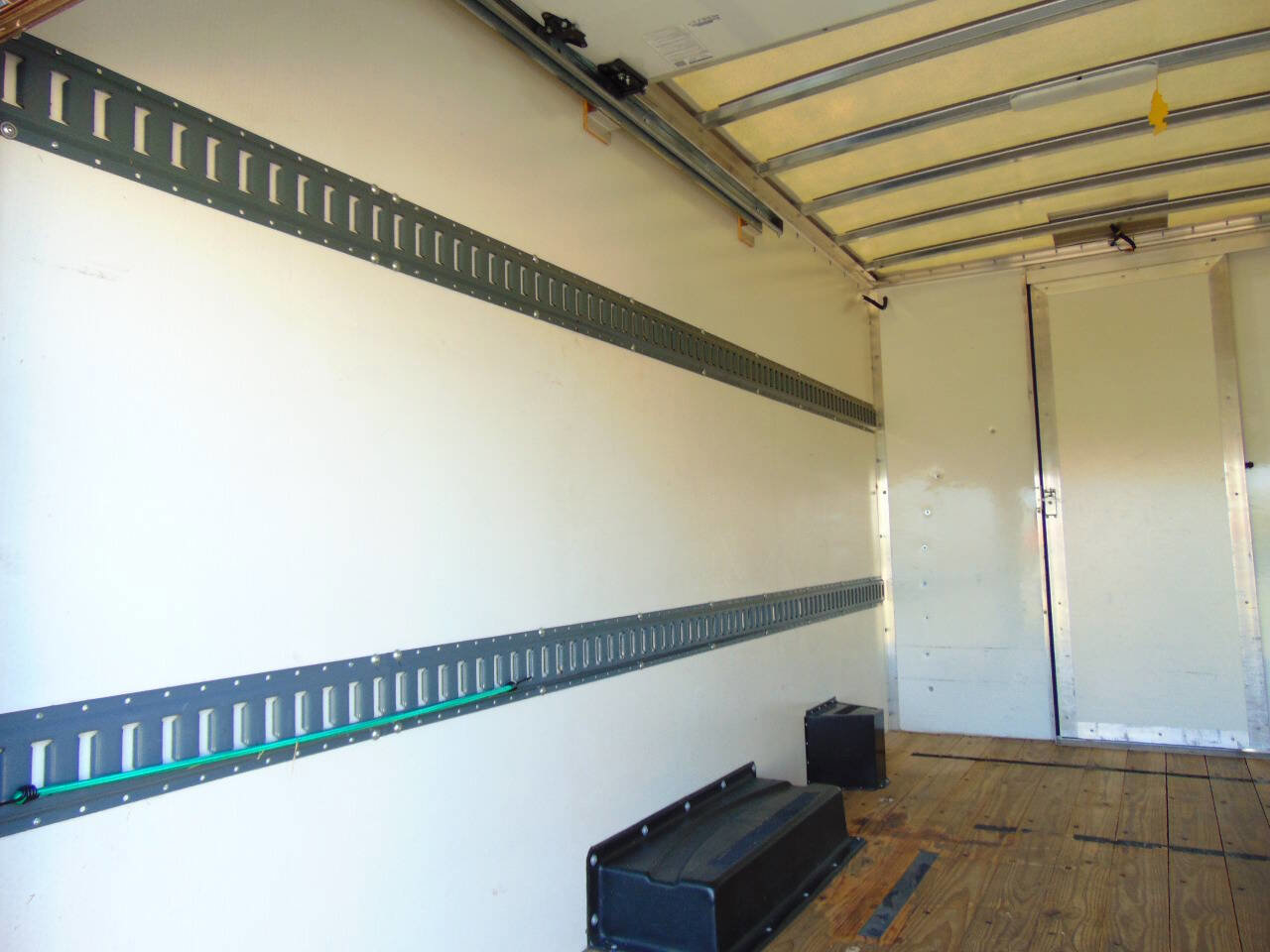 Used 2022 GMC Savana 3500 w/ Power Convenience Package RWD image 29