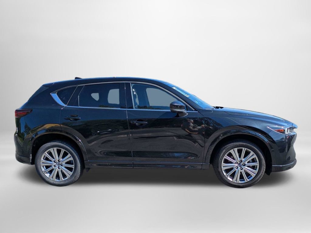 Certified 2022 MAZDA CX-5 Signature AWD/4WD image 3
