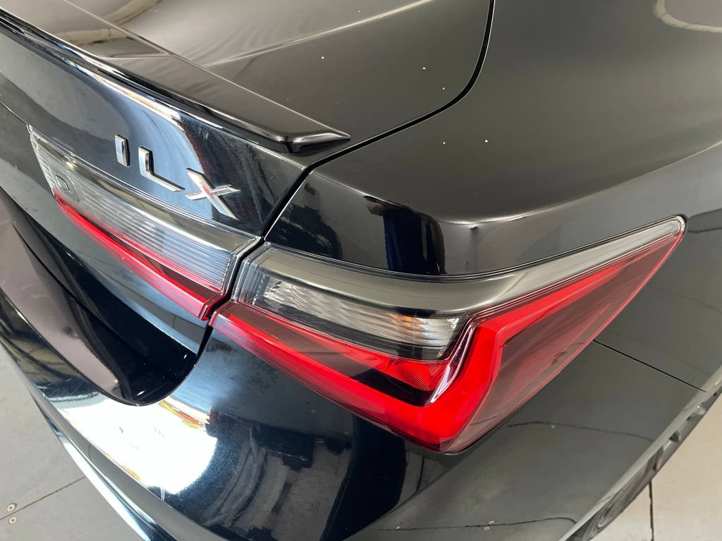 Used 2020 Acura ILX w/ Premium & A-SPEC Package FWD image 45