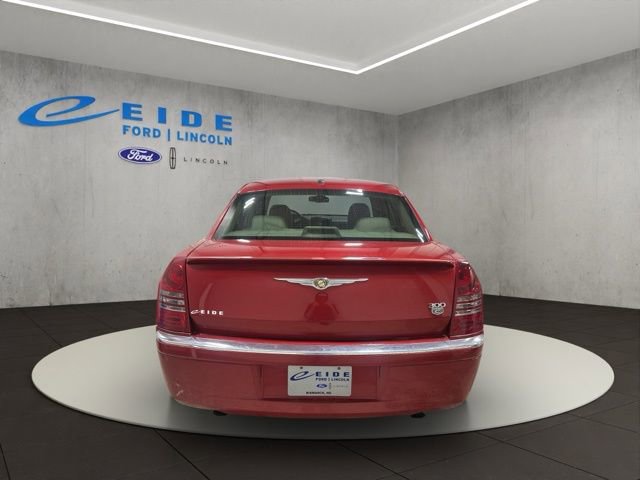 Used 2006 Chrysler 300 C image 10