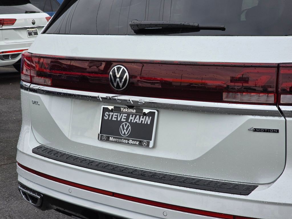 New 2026 Volkswagen Atlas SEL Premium R-Line AWD/4WD image 14