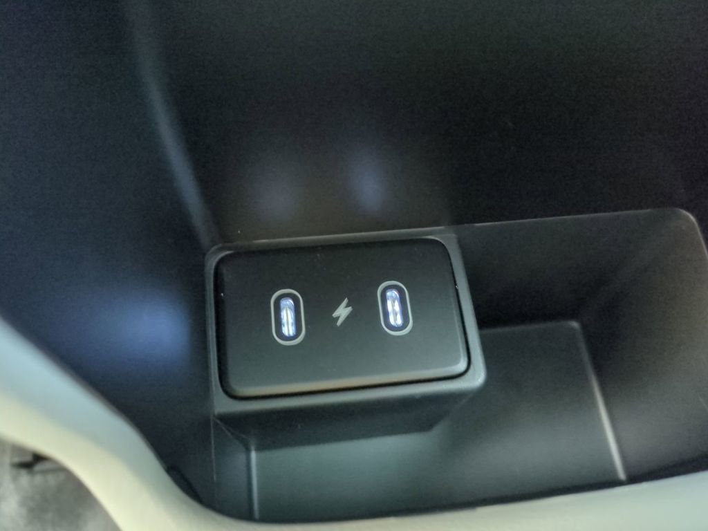 New 2026 Hyundai Kona SE image 16