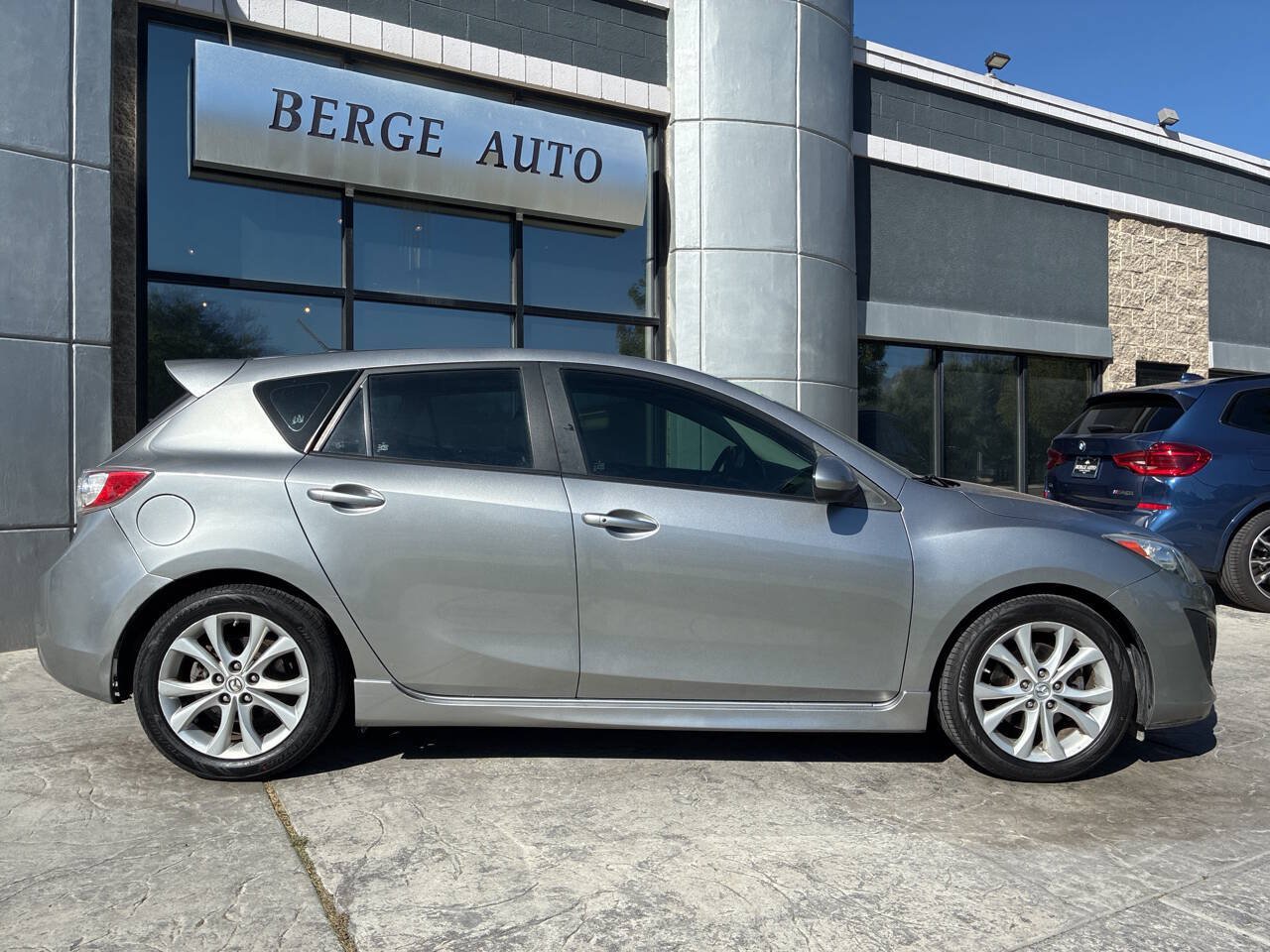 Used 2011 MAZDA MAZDA3 s Sport w/ Tech Pkg FWD image 6