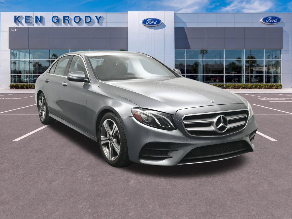 Used 2020 Mercedes-Benz E 350 Sedan image 3