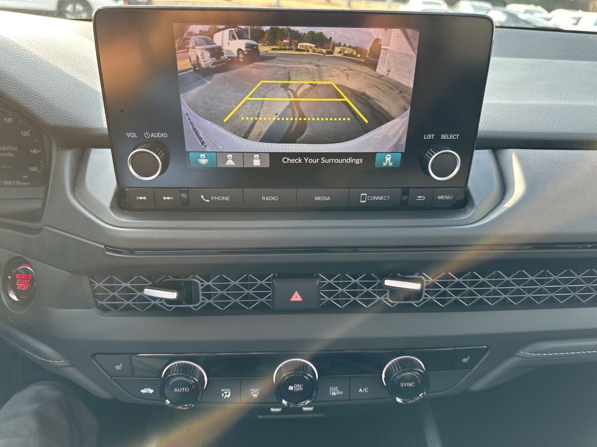 Used 2025 Honda Accord SE image 16