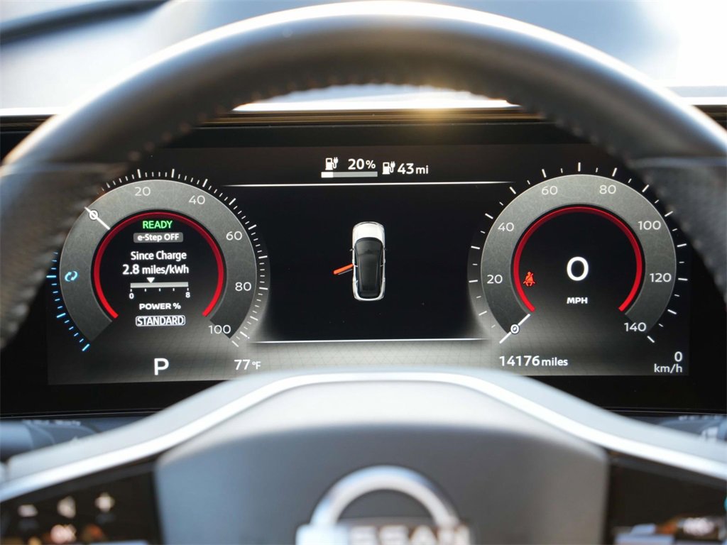 Used 2024 Nissan Ariya AWD image 13