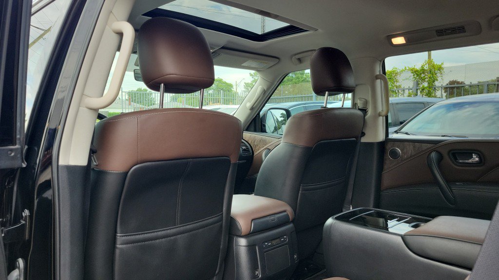 Used 2023 INFINITI QX80 Premium Select w/ All-Season Package AWD/4WD image 27