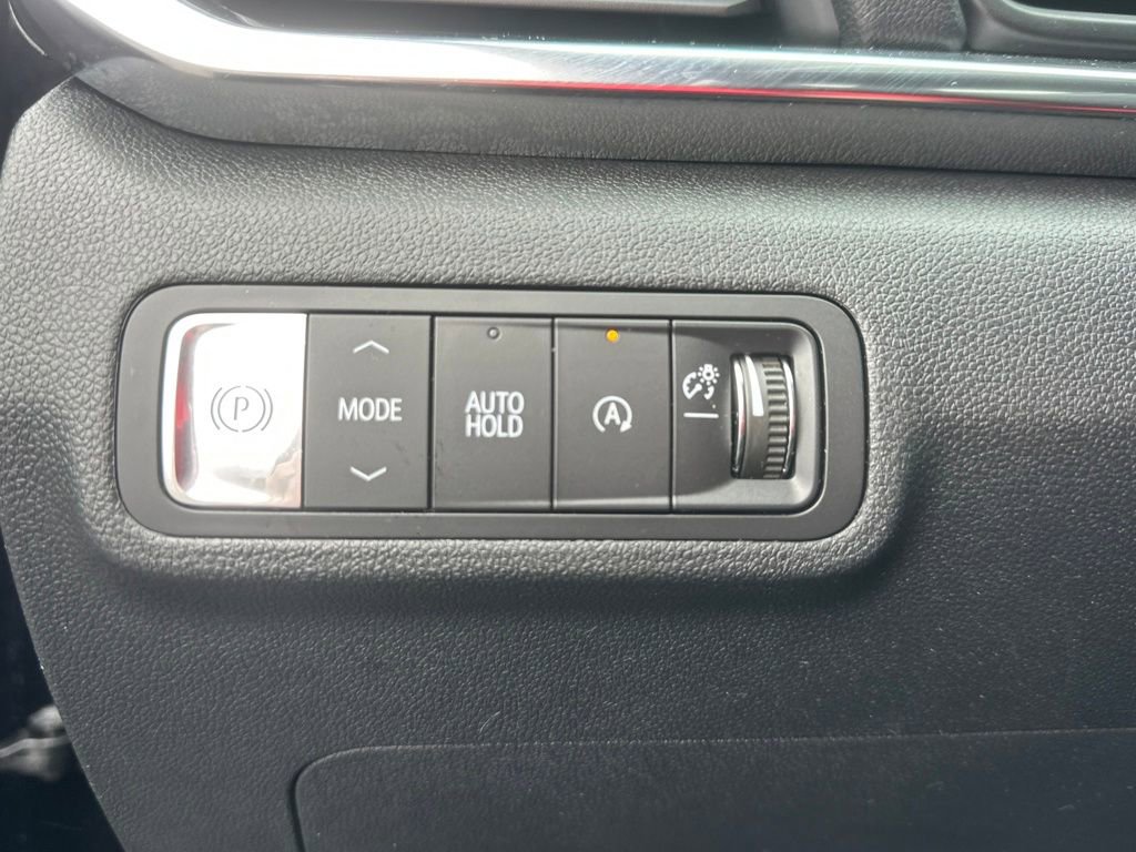 Used 2026 GMC Terrain Elevation w/ Elevation Premium Package image 18