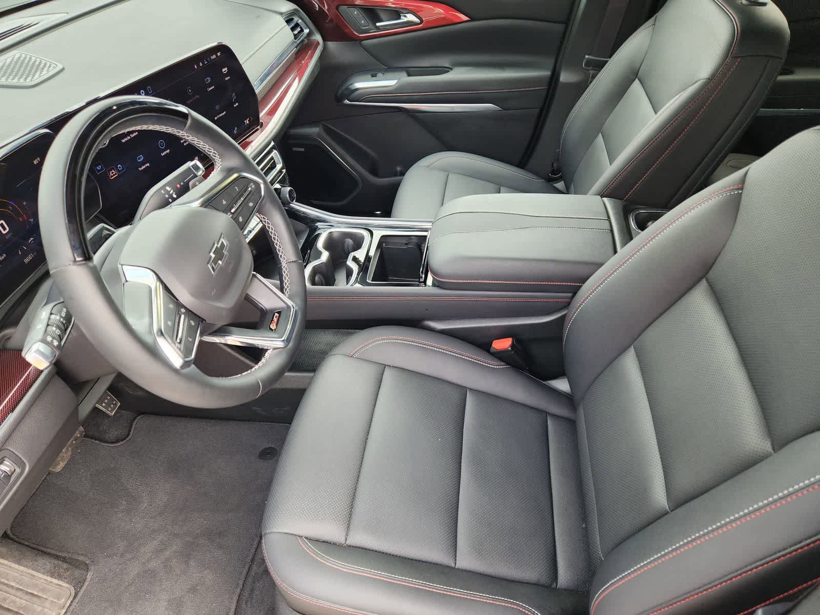 Used 2024 Chevrolet Traverse Z71 w/ Enhanced Driving Package AWD/4WD image 11