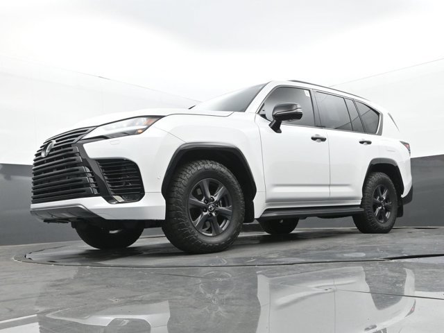 Used 2025 Lexus LX 700h Overtrail AWD/4WD image 28