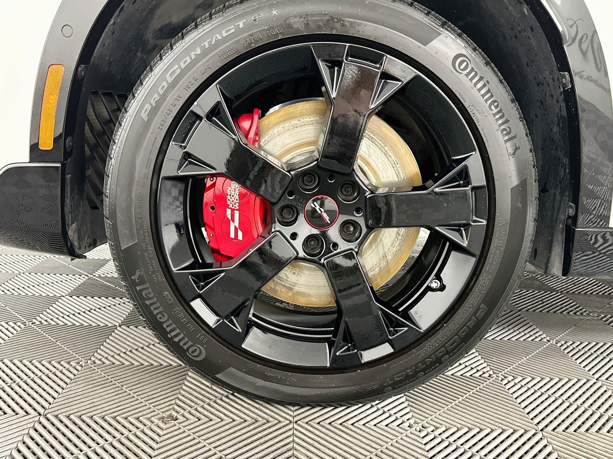 Used 2025 MINI Cooper Countryman John Cooper Works w/ Comfort Package Max AWD/4WD image 35