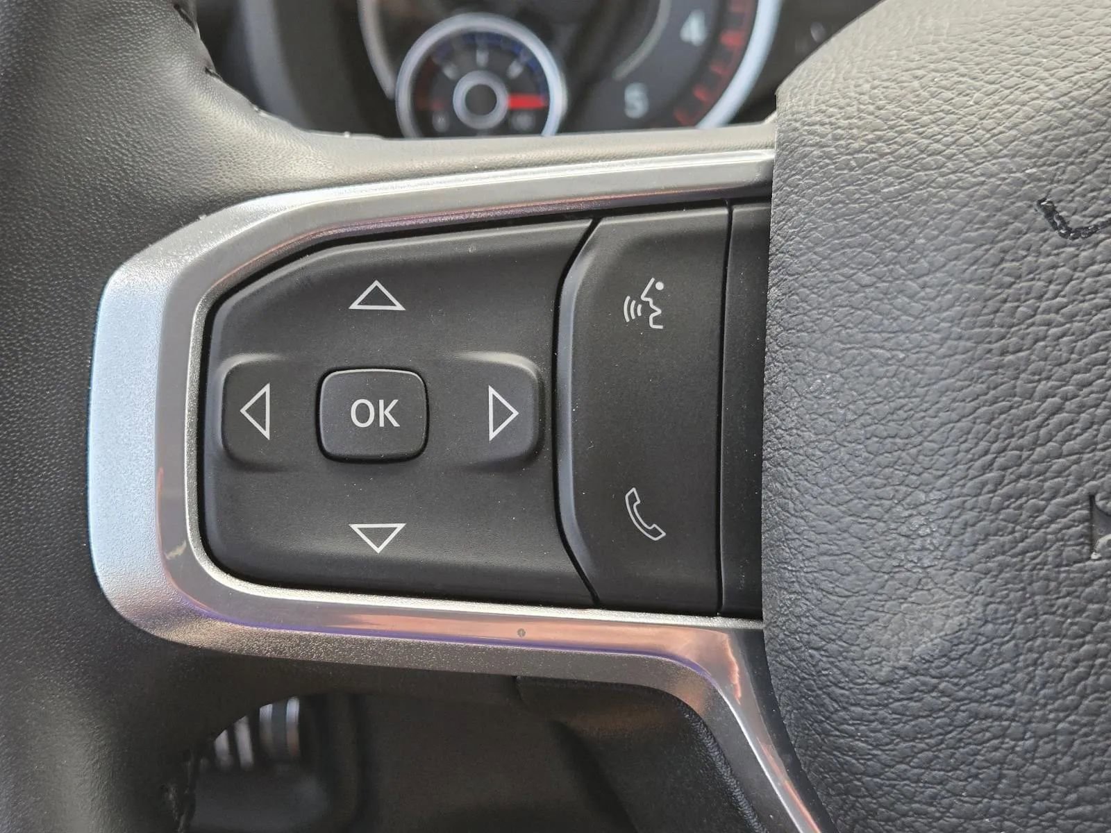 Used 2024 RAM 3500 Laramie w/ Towing Technology Group image 17