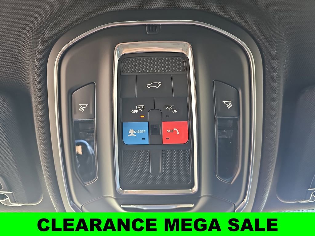 New 2025 Jeep Grand Cherokee Altitude image 31