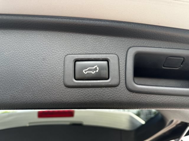 Used 2015 Subaru Forester 2.5i Touring AWD/4WD image 42