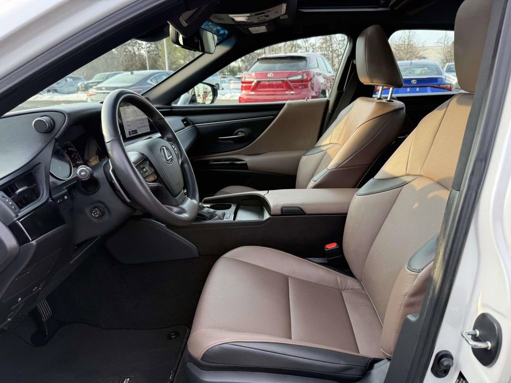 Used 2025 Lexus ES 350 Premium w/ Premium Package image 14