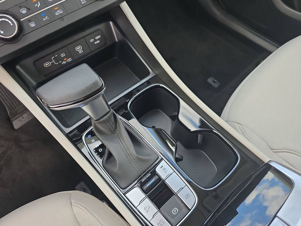 New 2026 Hyundai Tucson SE image 24