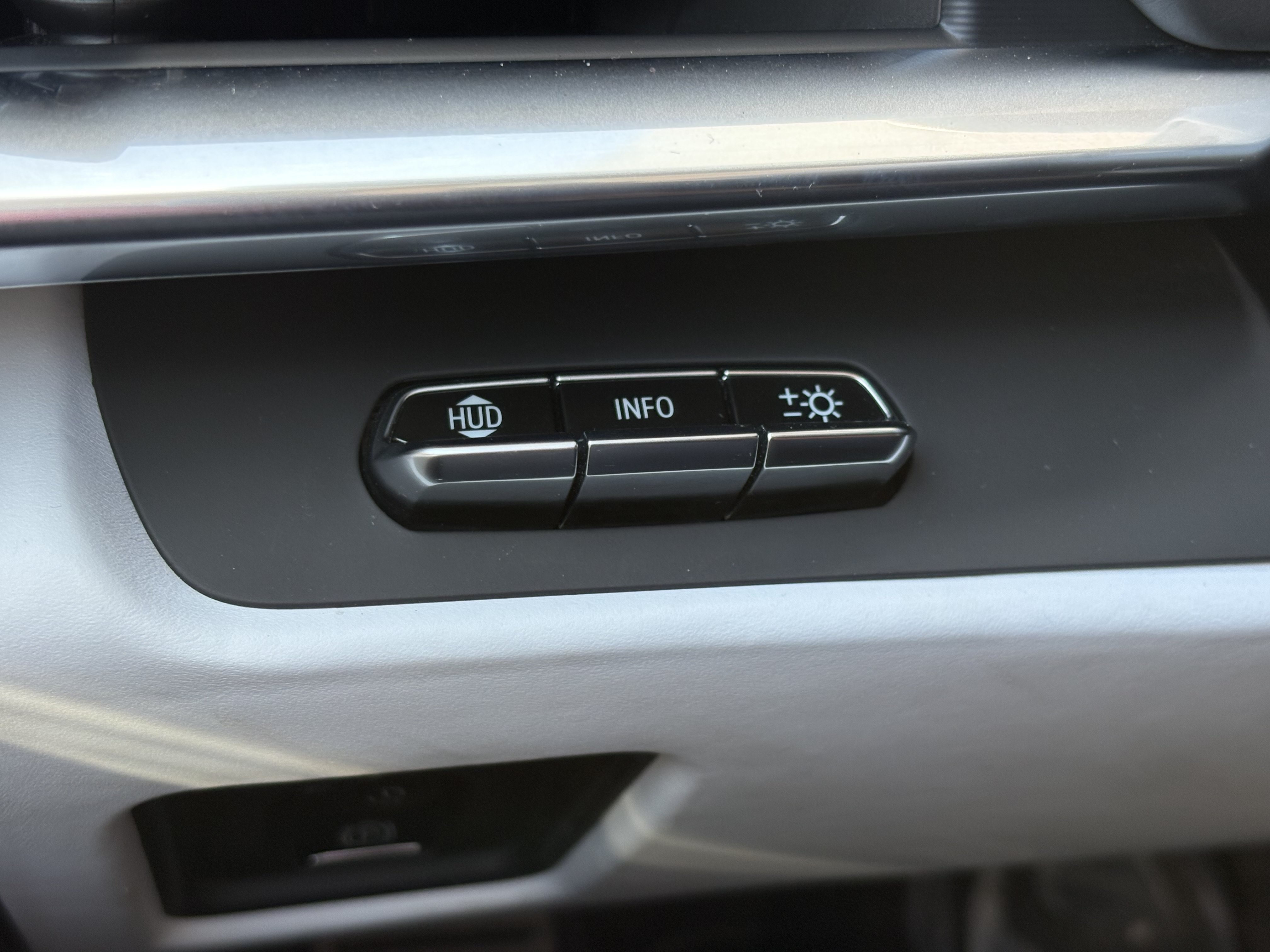 Used 2024 Chevrolet Corvette E-Ray AWD/4WD image 22