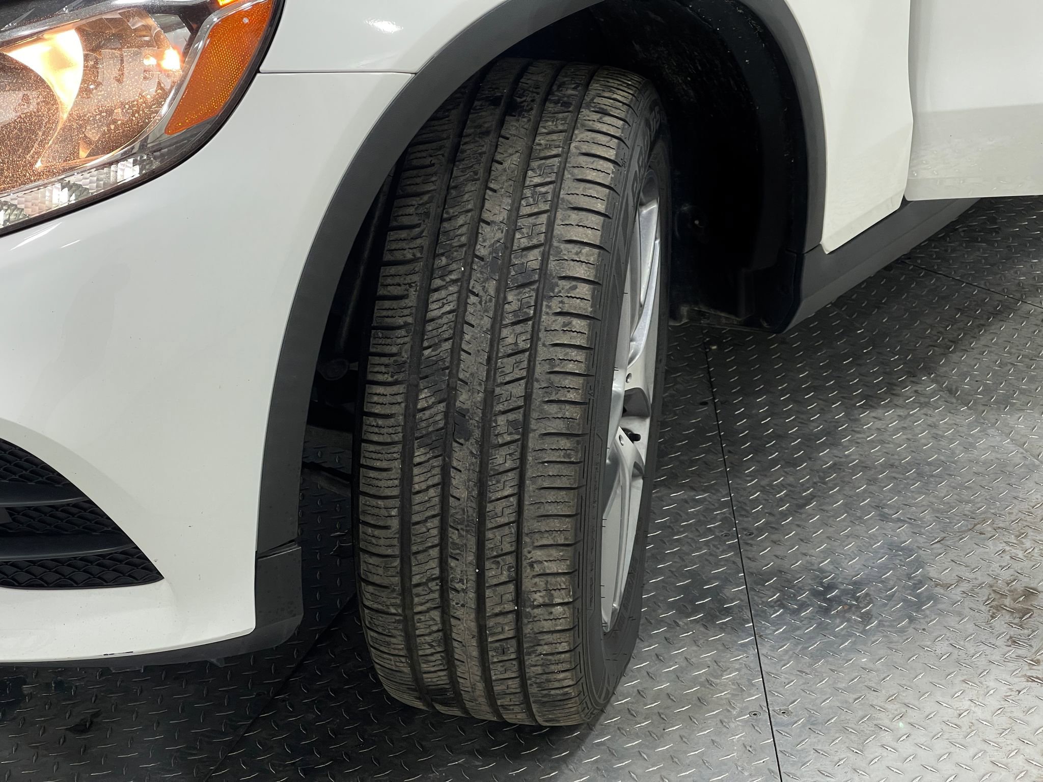 Used 2017 Mercedes-Benz GLC 300 4MATIC image 38