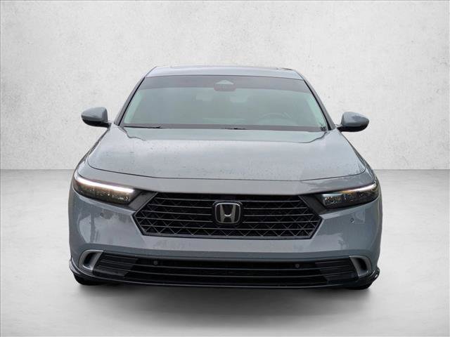 Used 2025 Honda Accord Touring image 2