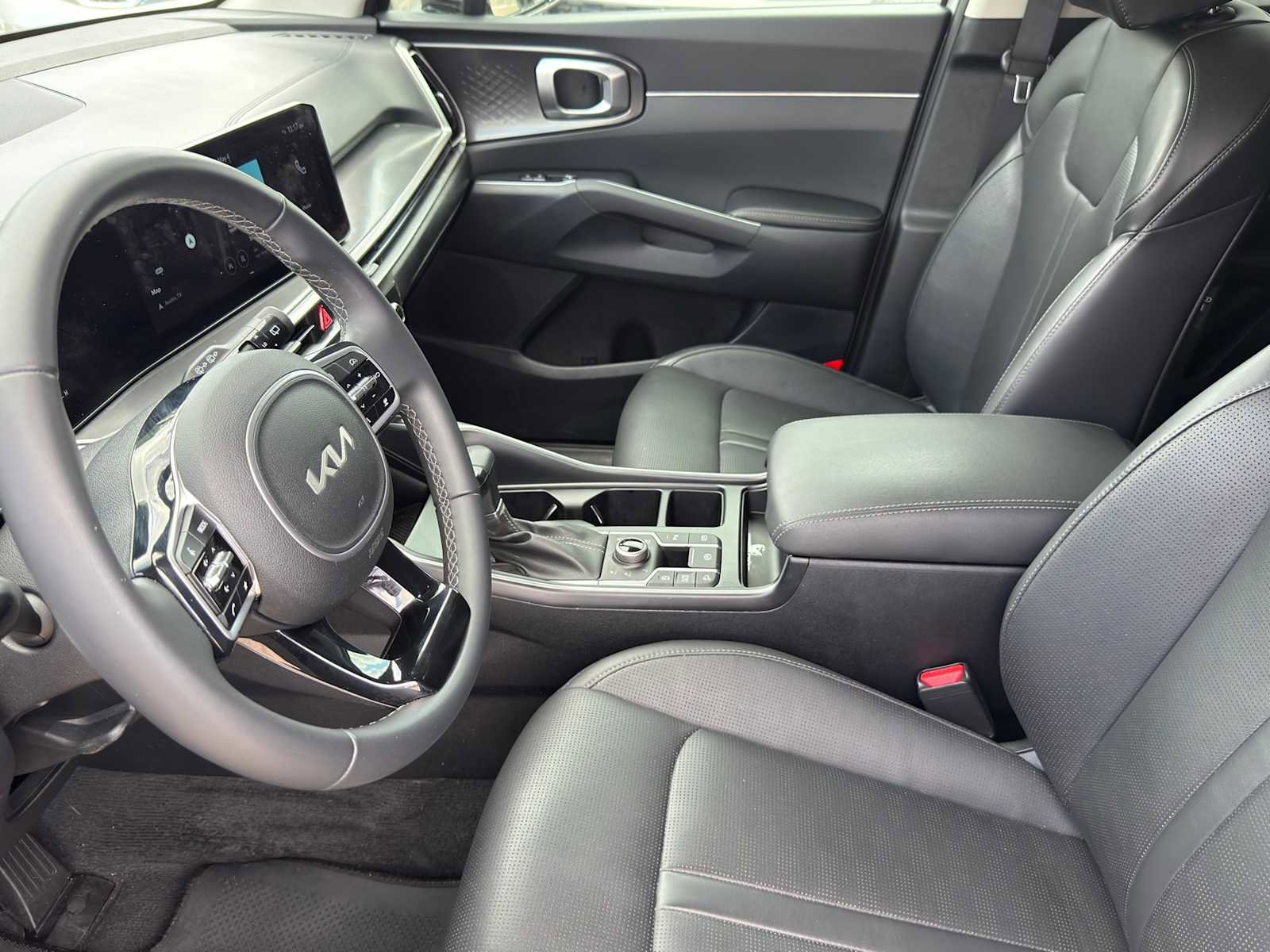 Certified 2024 Kia Sorento S w/ Panoramic Sunroof Package AWD/4WD image 10
