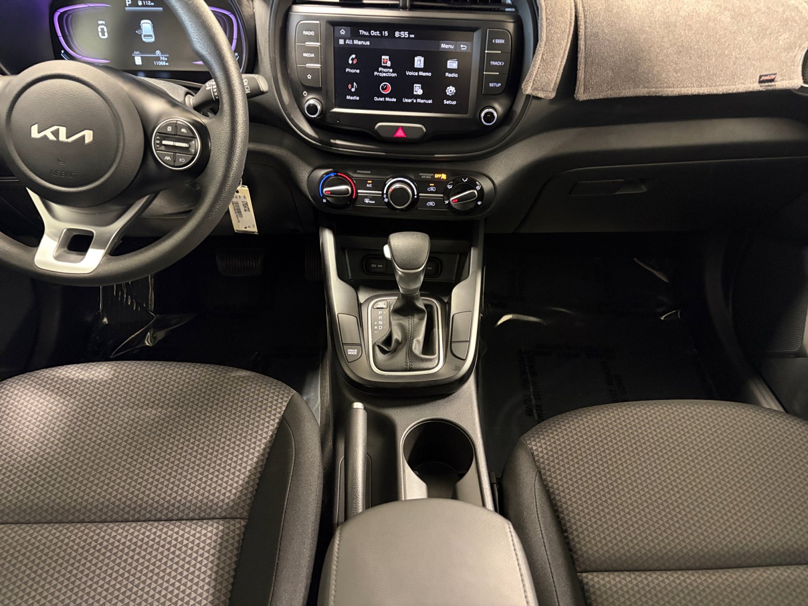 Used 2025 Kia Soul LX w/ LX Technology Package FWD image 18