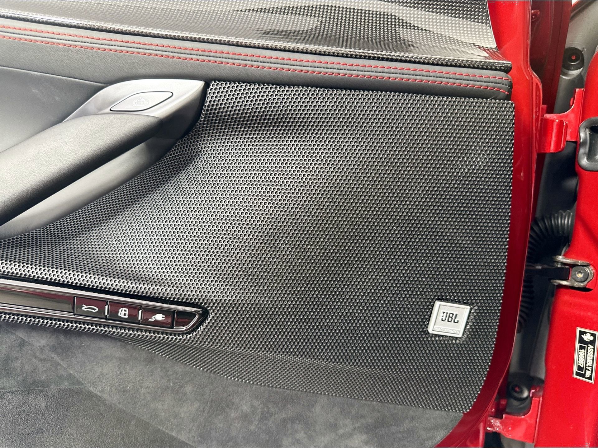 Certified 2022 Ferrari SF90 Spider AWD/4WD image 17