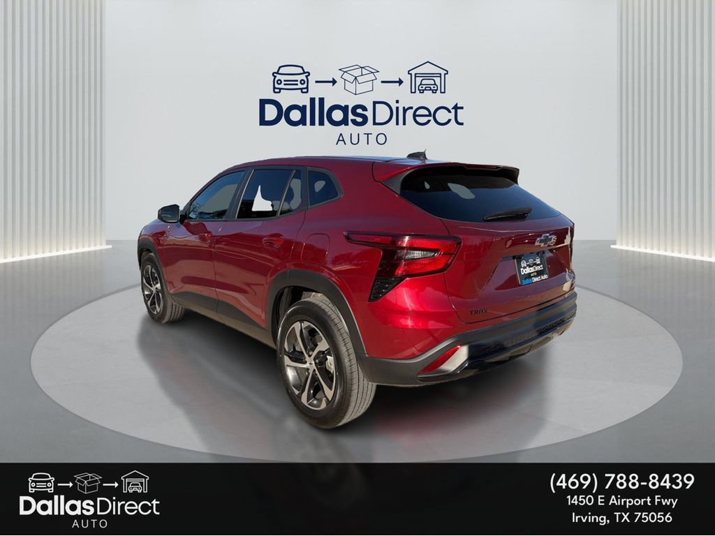 Used 2024 Chevrolet Trax RS w/ Driver Confidence Package image 8