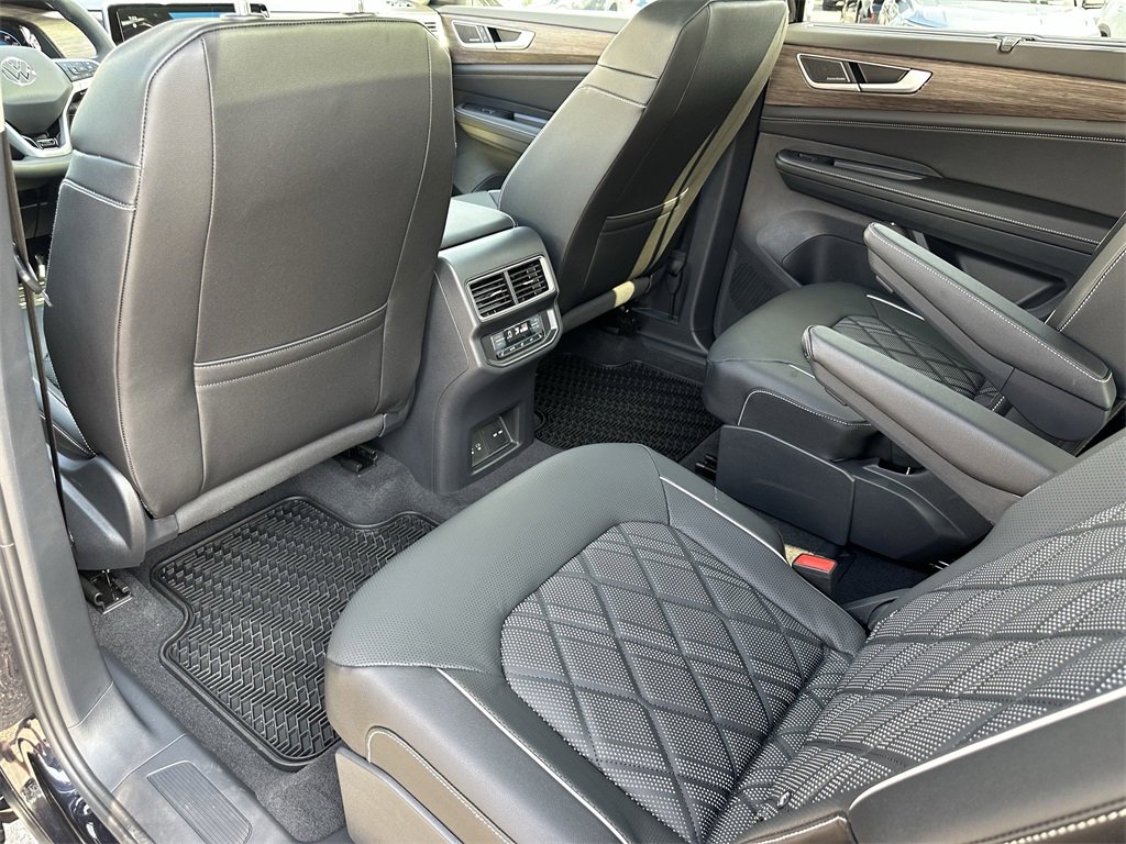 New 2026 Volkswagen Atlas SEL Premium R-Line image 30