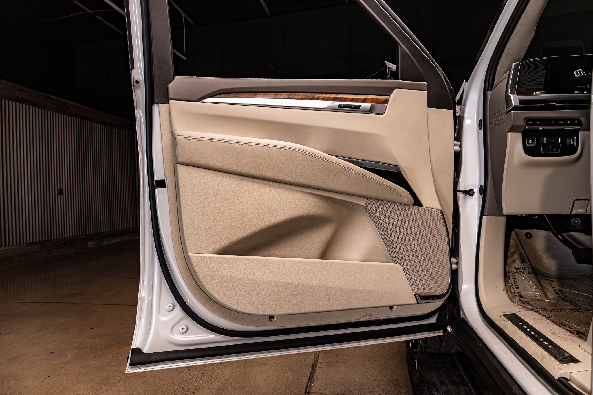 Used 2025 Cadillac Escalade Sport Platinum image 30