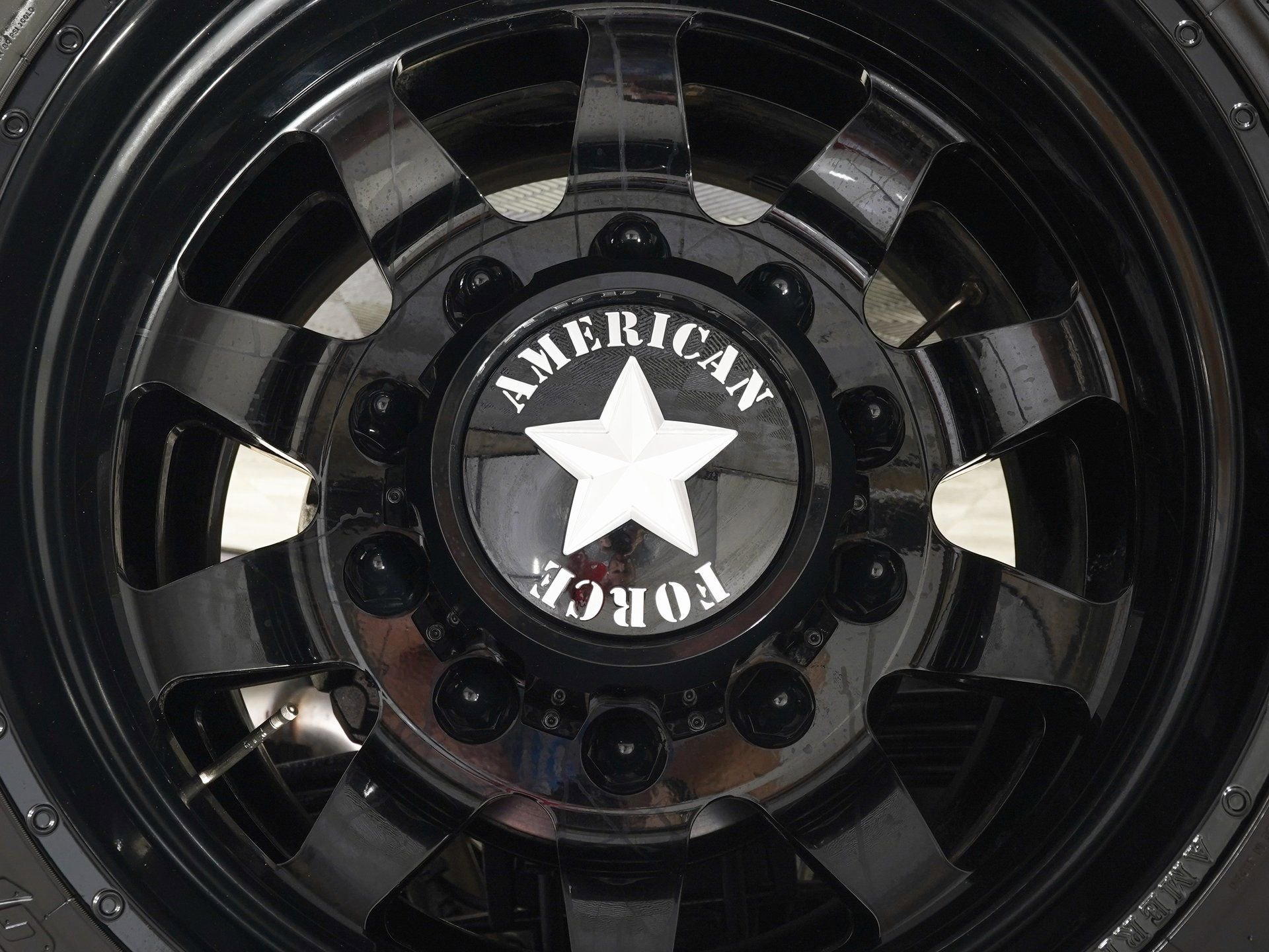 Used 2025 Ford F450 Platinum w/ Platinum Plus Package image 36