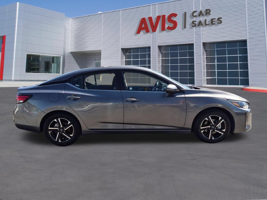 Used 2025 Nissan Sentra SV FWD image 4