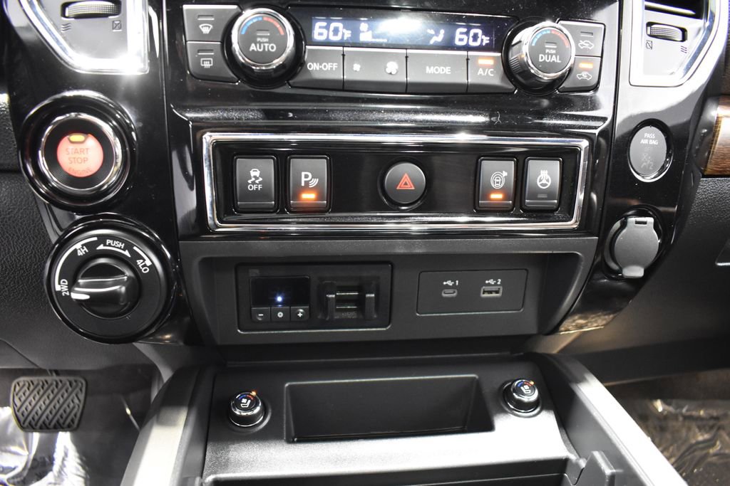 Certified 2023 Nissan Titan Platinum Reserve w/ Moonroof Package AWD/4WD image 23