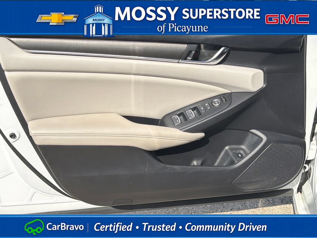Used 2020 Honda Accord LX image 12