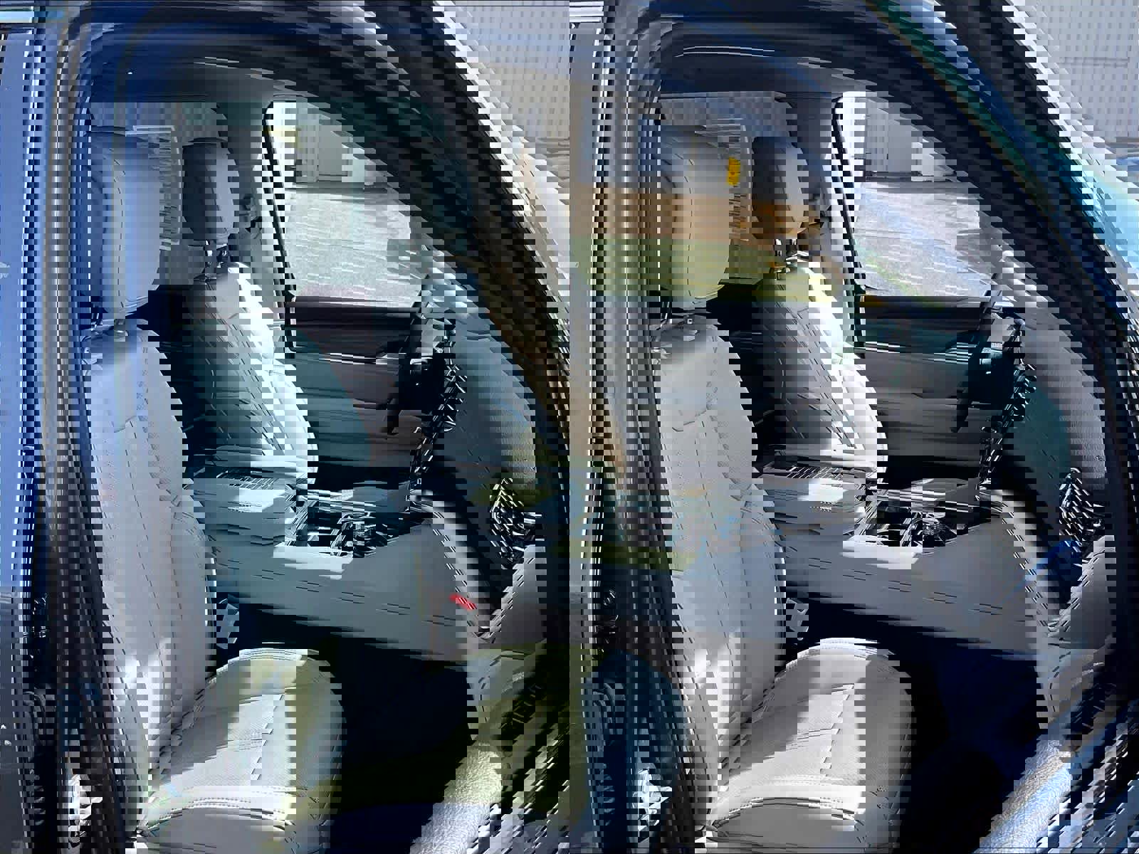 Used 2023 Jeep Wagoneer L Series II w/ Premium Group I image 11