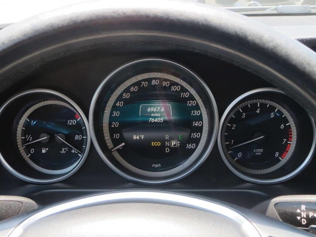 Used 2014 Mercedes-Benz E 350 4MATIC Sedan image 28