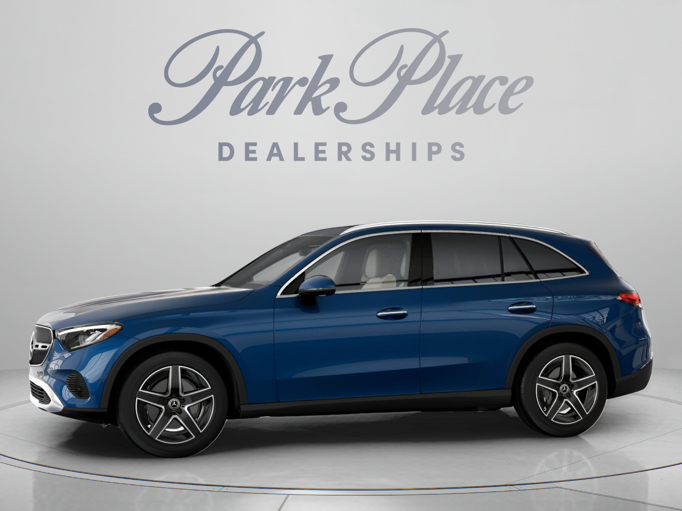 Certified 2026 Mercedes-Benz GLC 300 image 4