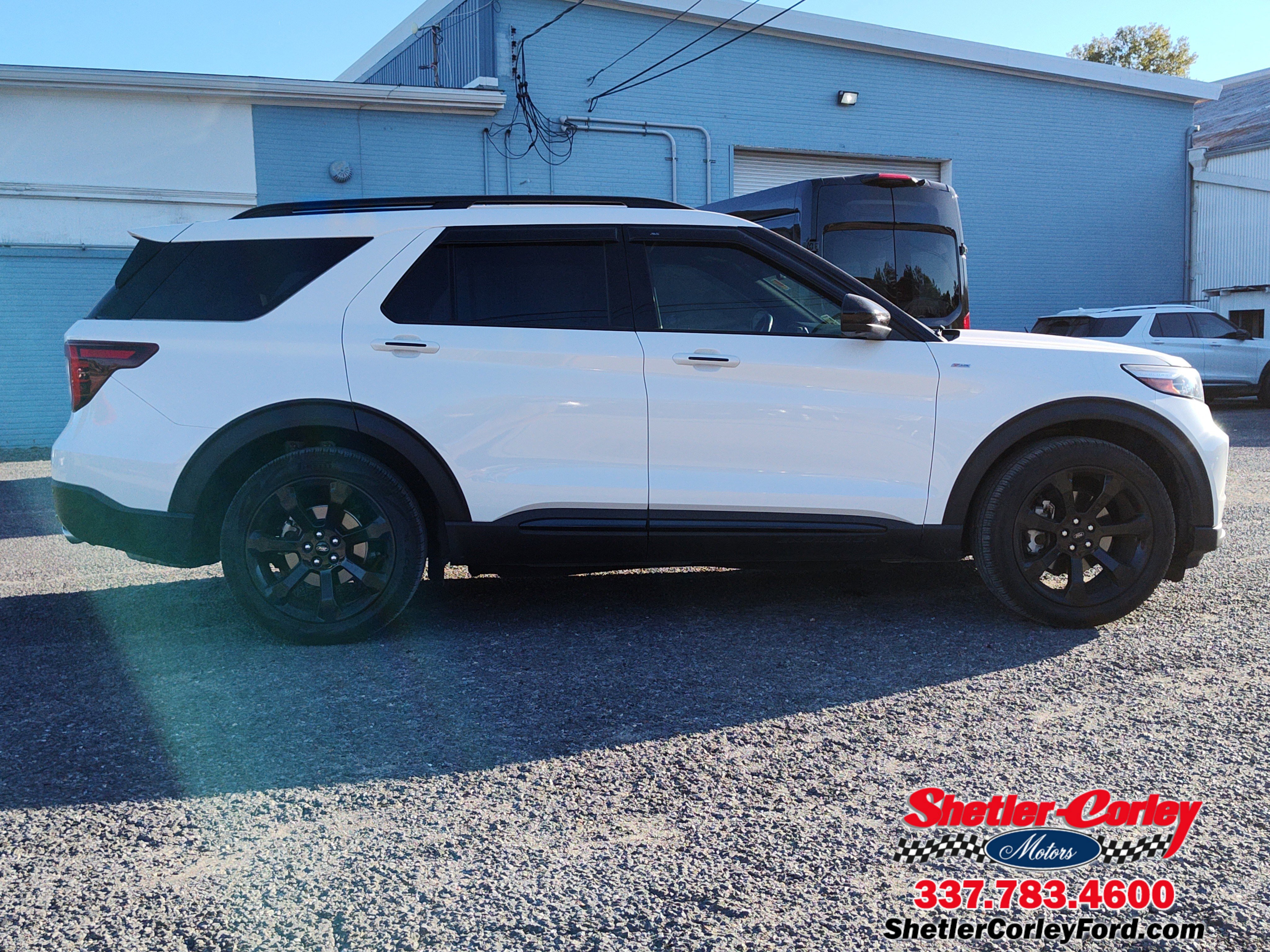 Used 2023 Ford Explorer ST-Line w/ Class IV Trailer Tow Package image 9