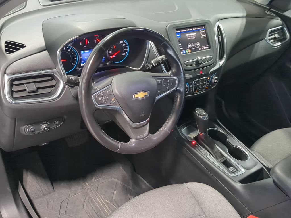 Used 2020 Chevrolet Equinox LT w/ Driver Convenience Package FWD image 12