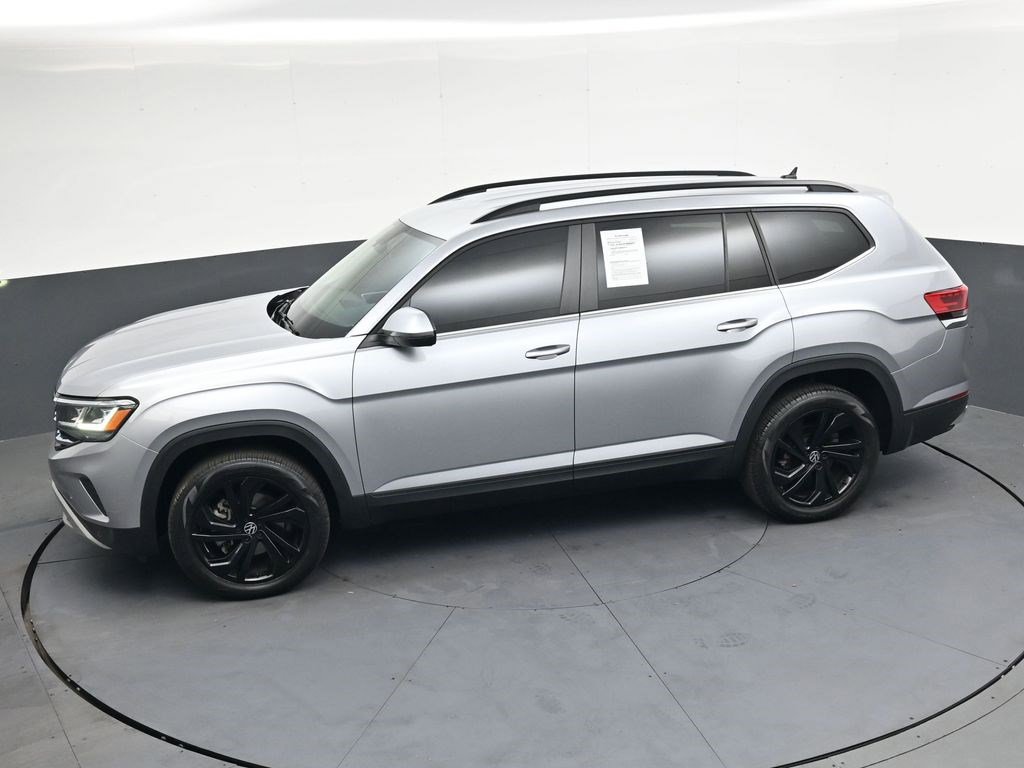 Used 2022 Volkswagen Atlas SE w/ Black Wheel Package AWD/4WD image 25