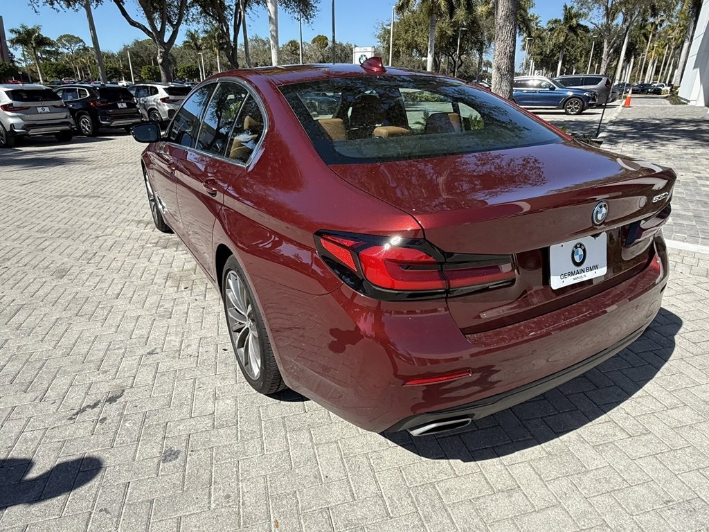 Certified 2023 BMW 530e w/ Convenience Package image 7