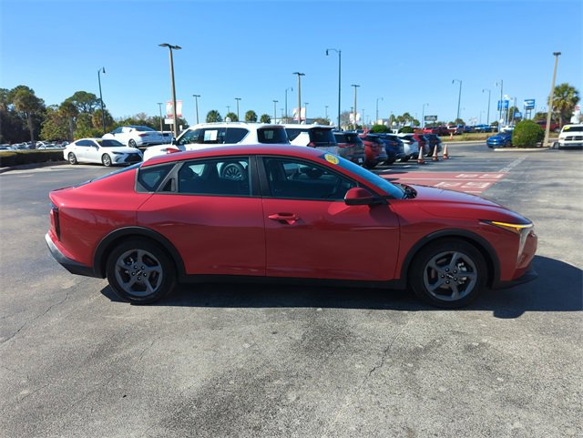 Used 2025 Kia K4 LXS image 2