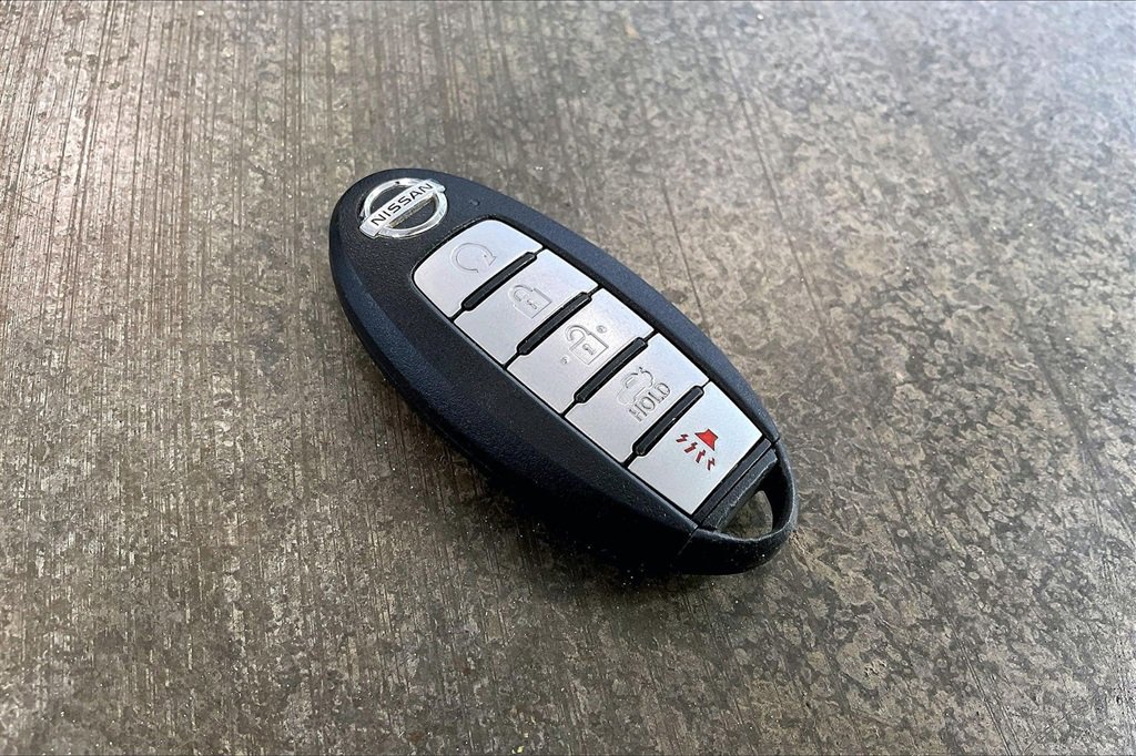 Used 2021 Nissan Altima 2.5 SR w/ SR Premium Package image 11