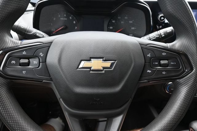 Used 2024 Chevrolet Trax LS FWD image 35