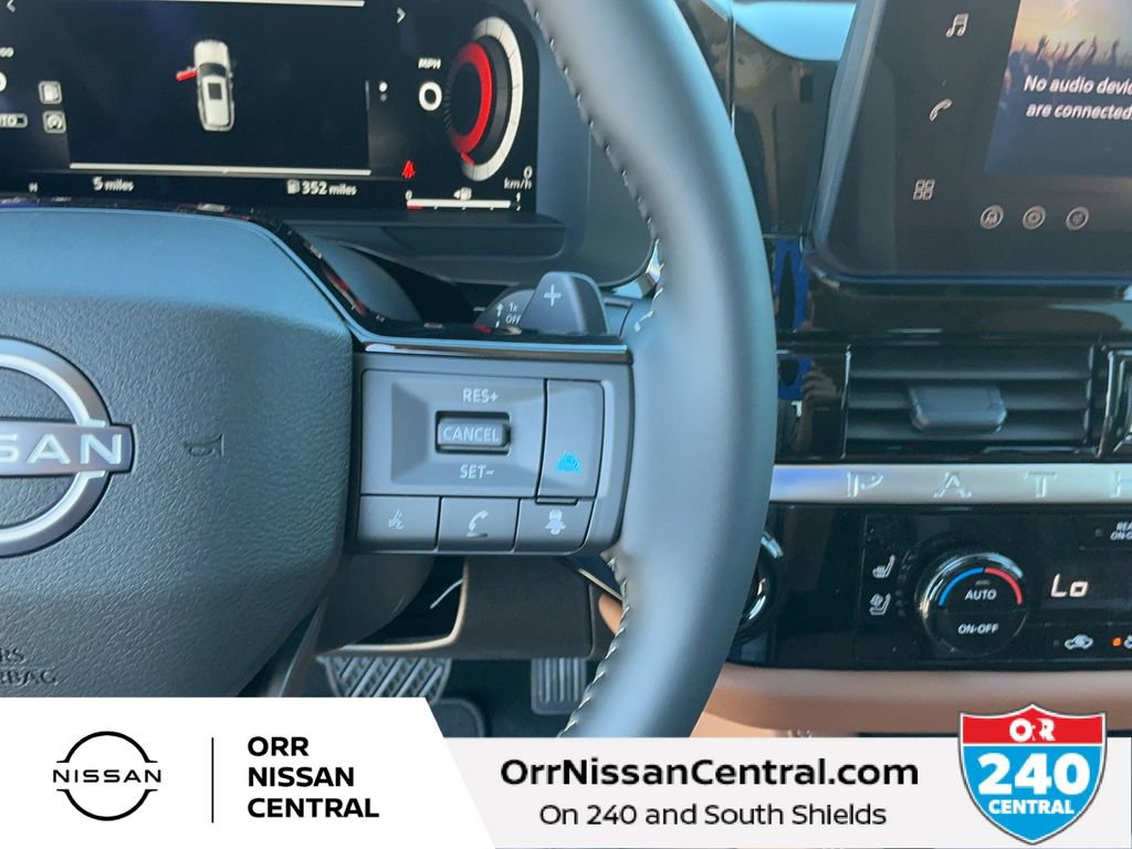 New 2026 Nissan Pathfinder Platinum image 20