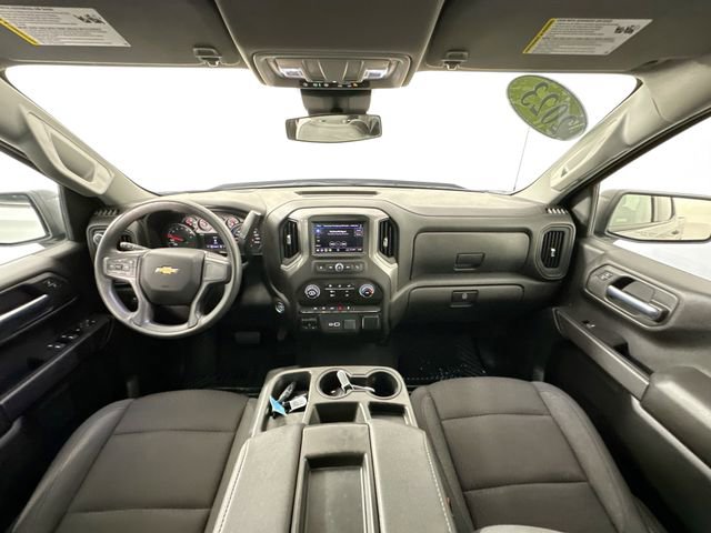 Used 2023 Chevrolet Silverado 1500 Custom image 3
