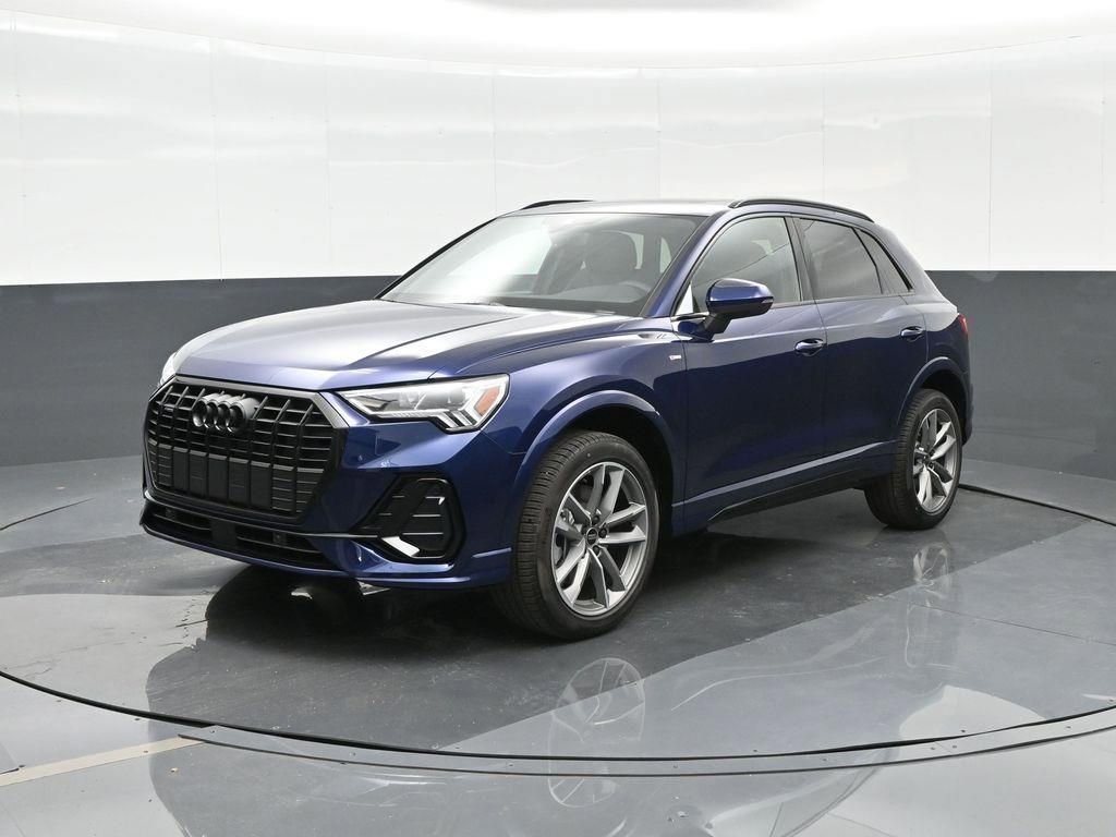 New 2025 Audi Q3 2.0T Premium image 3