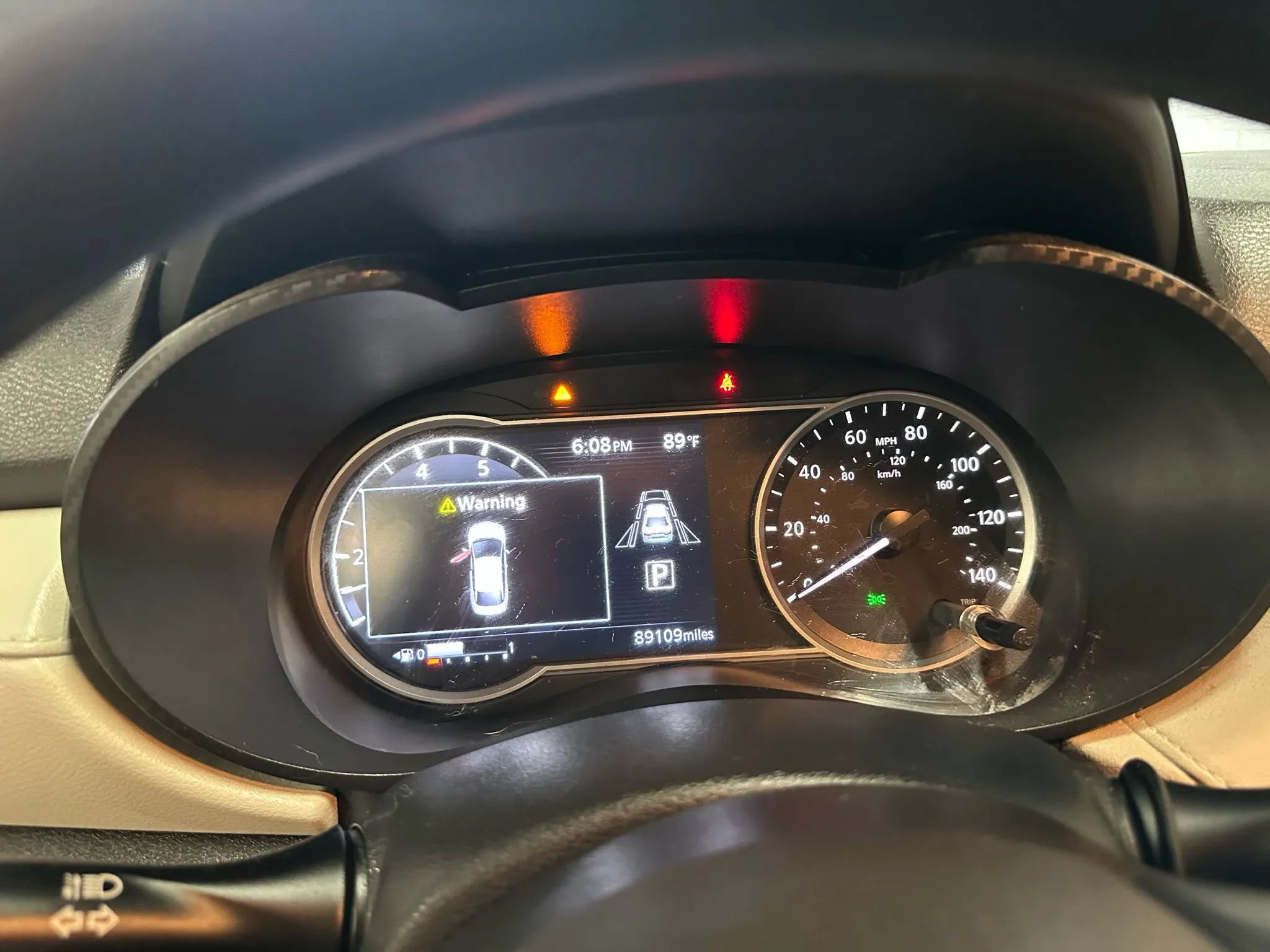 Used 2021 Nissan Versa SV FWD image 11