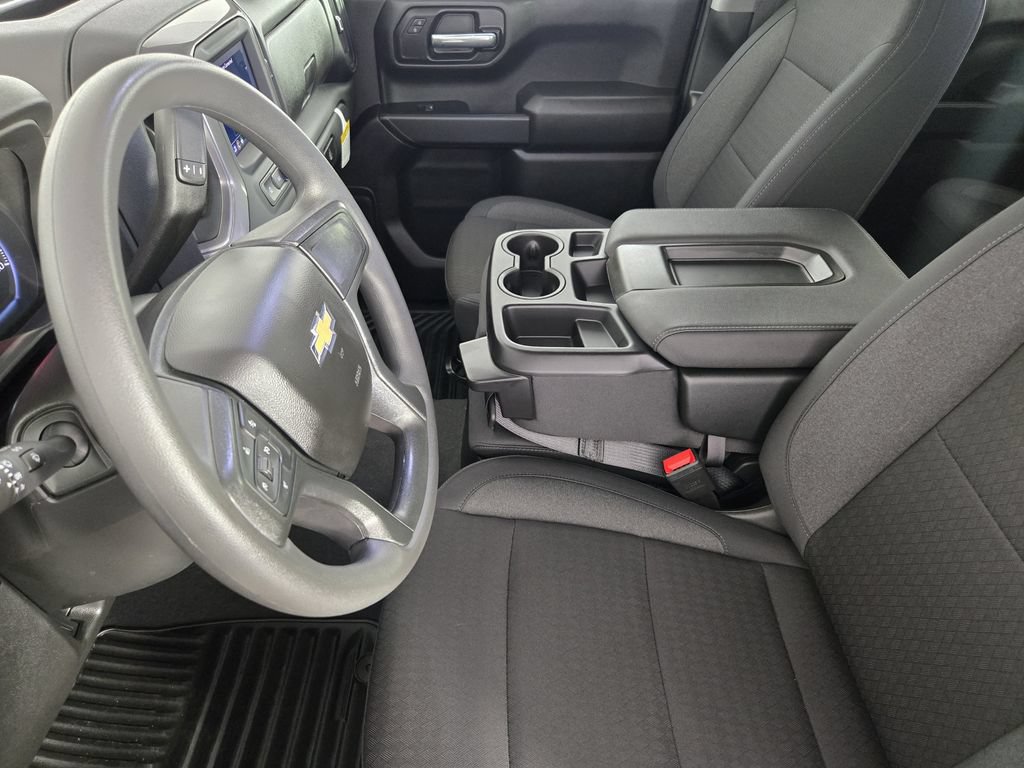New 2026 Chevrolet Silverado 1500 Custom w/ LPO, Dark Essentials Package RWD image 15